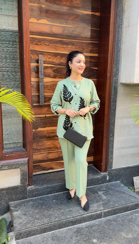 Olive green linen coord set Olive green linen coord set