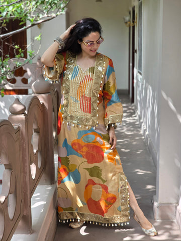 Orange A-line long silhouette Orange A-line long silhouette