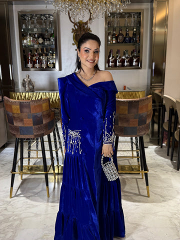 Velvet drooping gown Velvet drooping gown