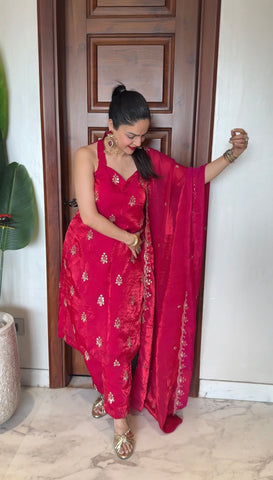 Embroidered suit Embroidered suit