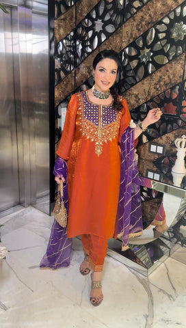 Tissue suit Tissue suit