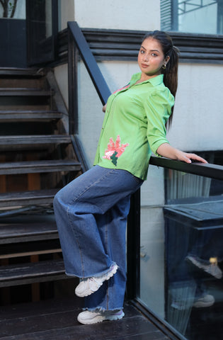 Cotton shirt with pink flower Cotton shirt with pink flower