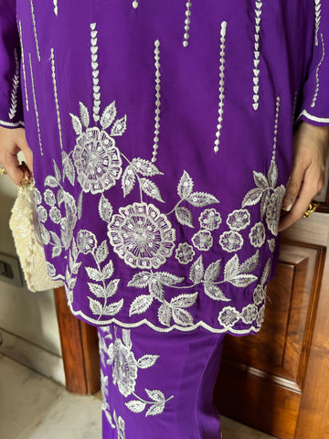 INDO WESTERN PAKISTANI SET INDO WESTERN PAKISTANI SET