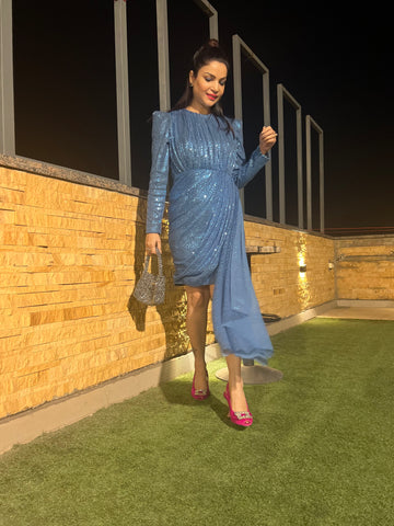 Sequins Dress With a Side Tail Sequins Dress With a Side Tail