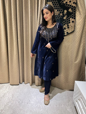 Velvet Suit with Handwork Detailing Velvet Suit with Handwork Detailing