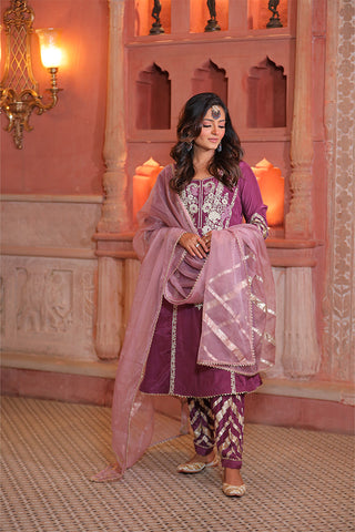 Gulnaz (Nóòr e Ránì) Gulnaz (Nóòr e Ránì)