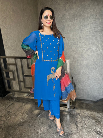 Suit with Colourful Dupatta Suit with Colourful Dupatta