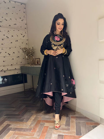 Taffeta Elegance Suit Taffeta Elegance Suit