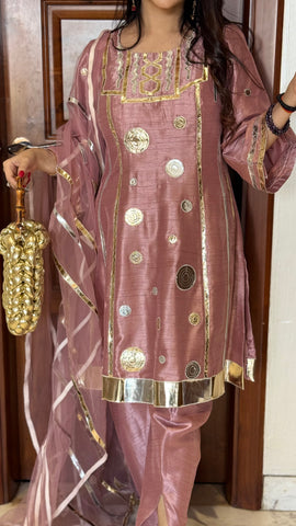 Leather work A-line suit
