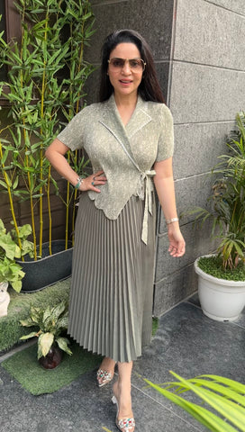 Pleating dress