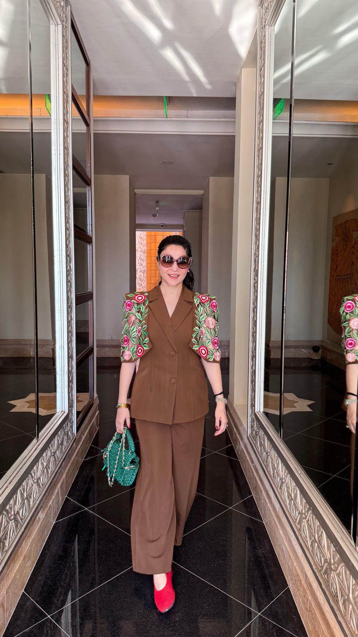 Cape sleeves blazer set