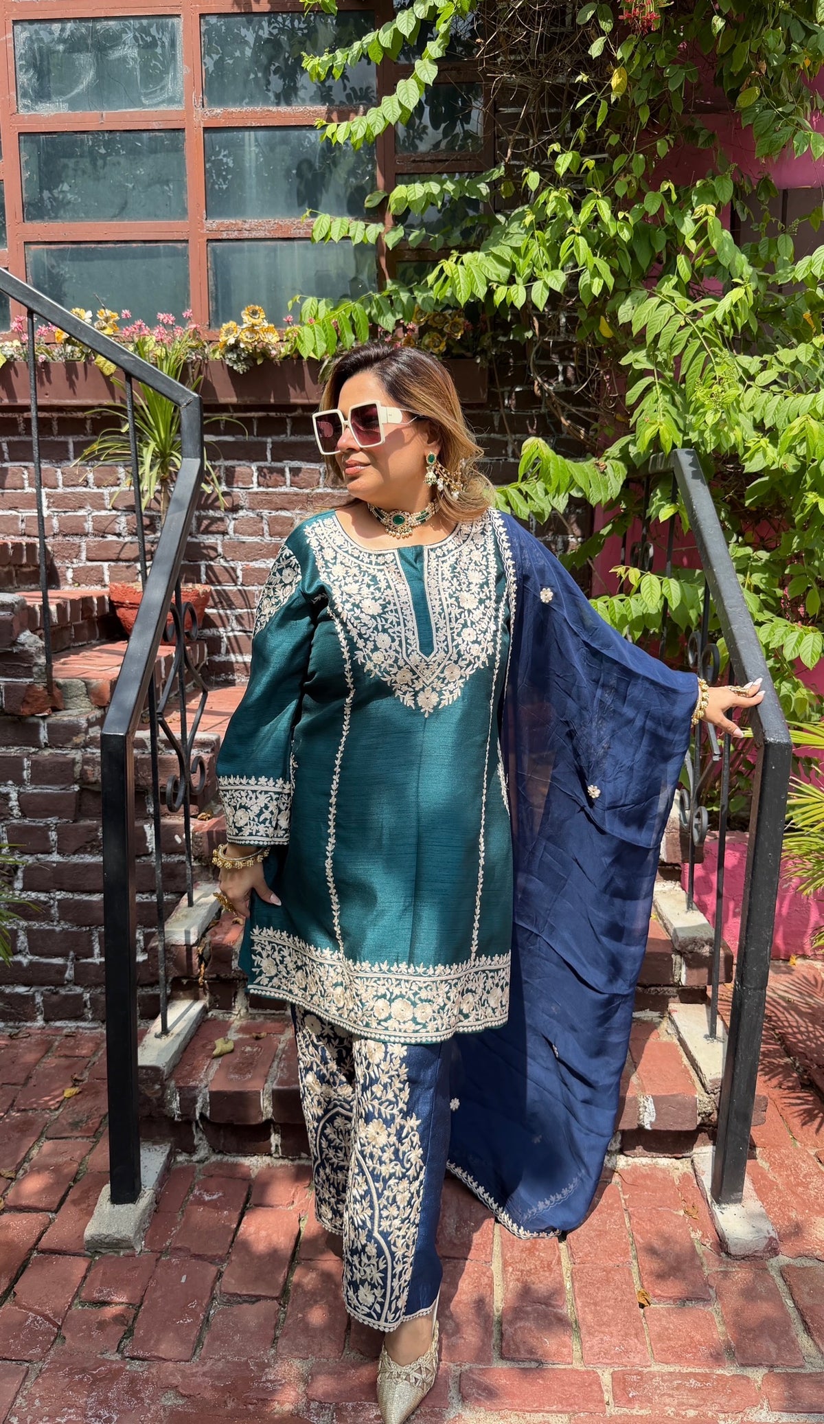 Aari Embroidery Suit