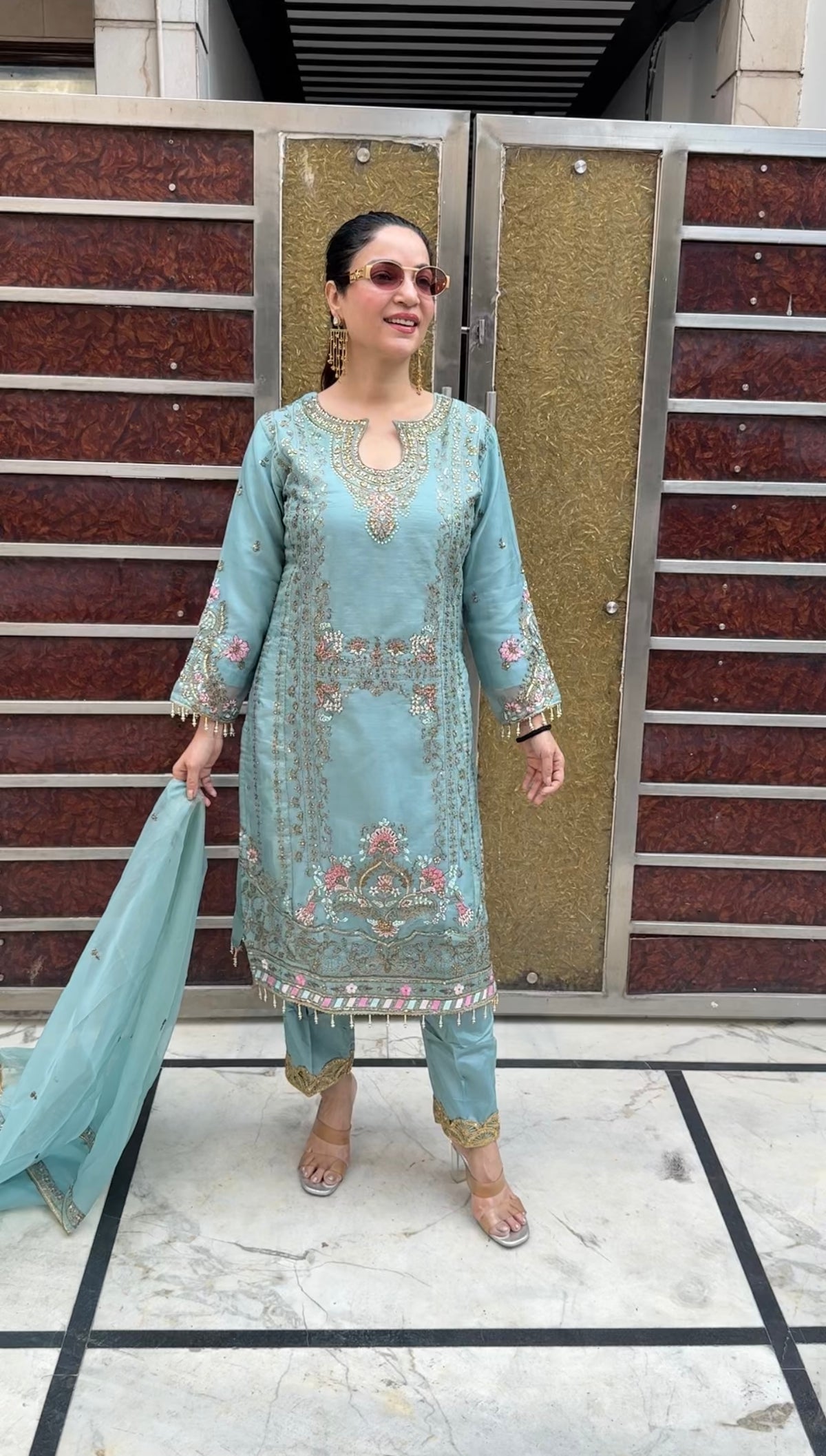 Pakistani suit
