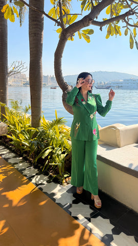 Green travel blazer set