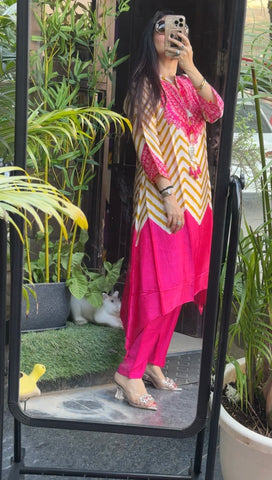 Dual colour Bandhani kurta set