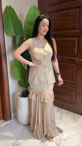Beige skirt top