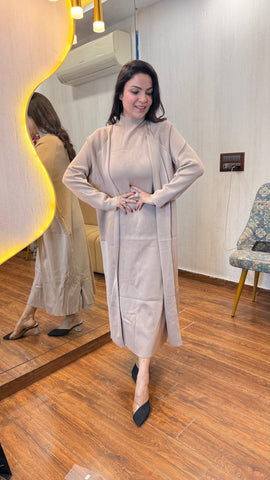 Knitted beige dress