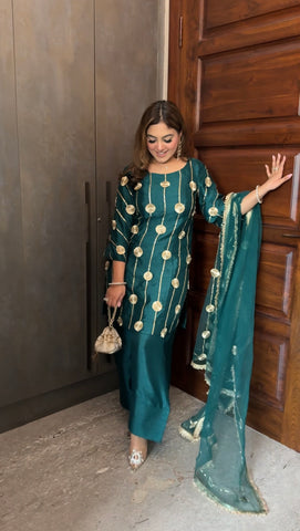 Farshi suit