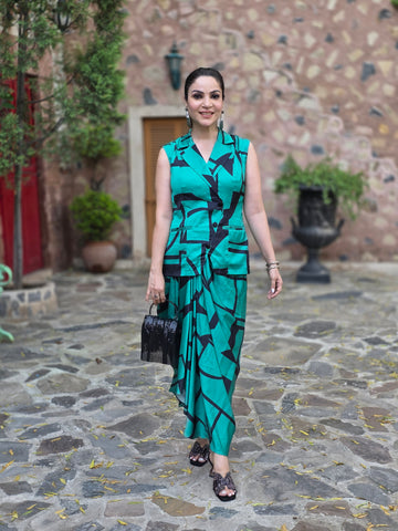 Classy drape set