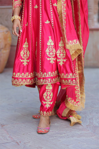 Samina Rani Samina (Nóòr e Ránì) – eshadatta